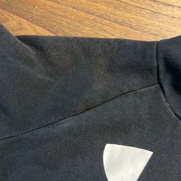 Under Armour Boys black hoodie - Picture 3 of 5